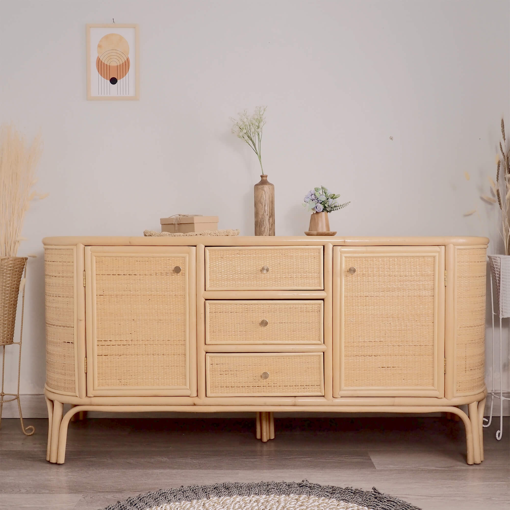 Aparador-INDO-com-2-portas-e-3-gavetas---Carvalho-e-Rattan