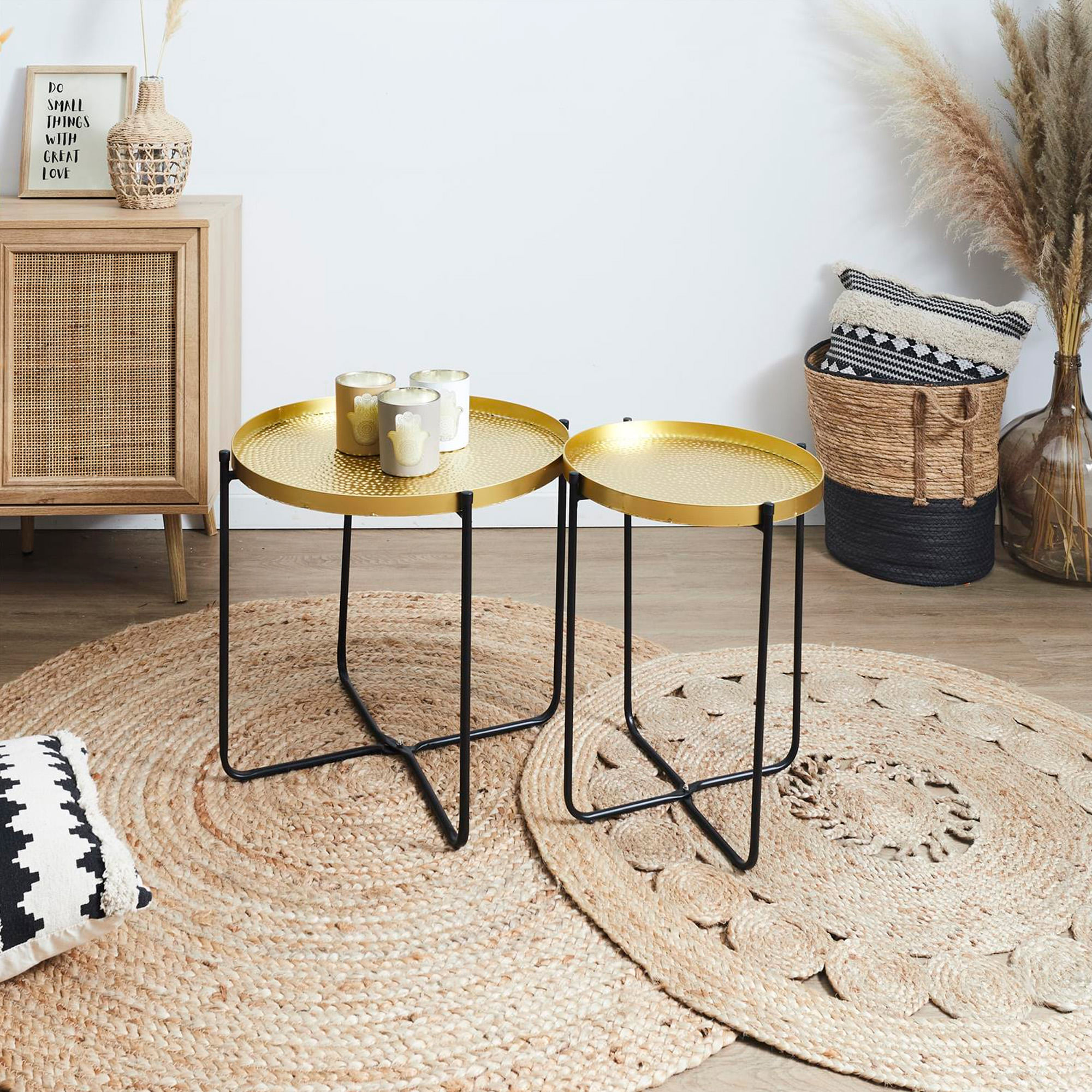Mesa-de-apoio-ALIA-Dourado-e-Preto